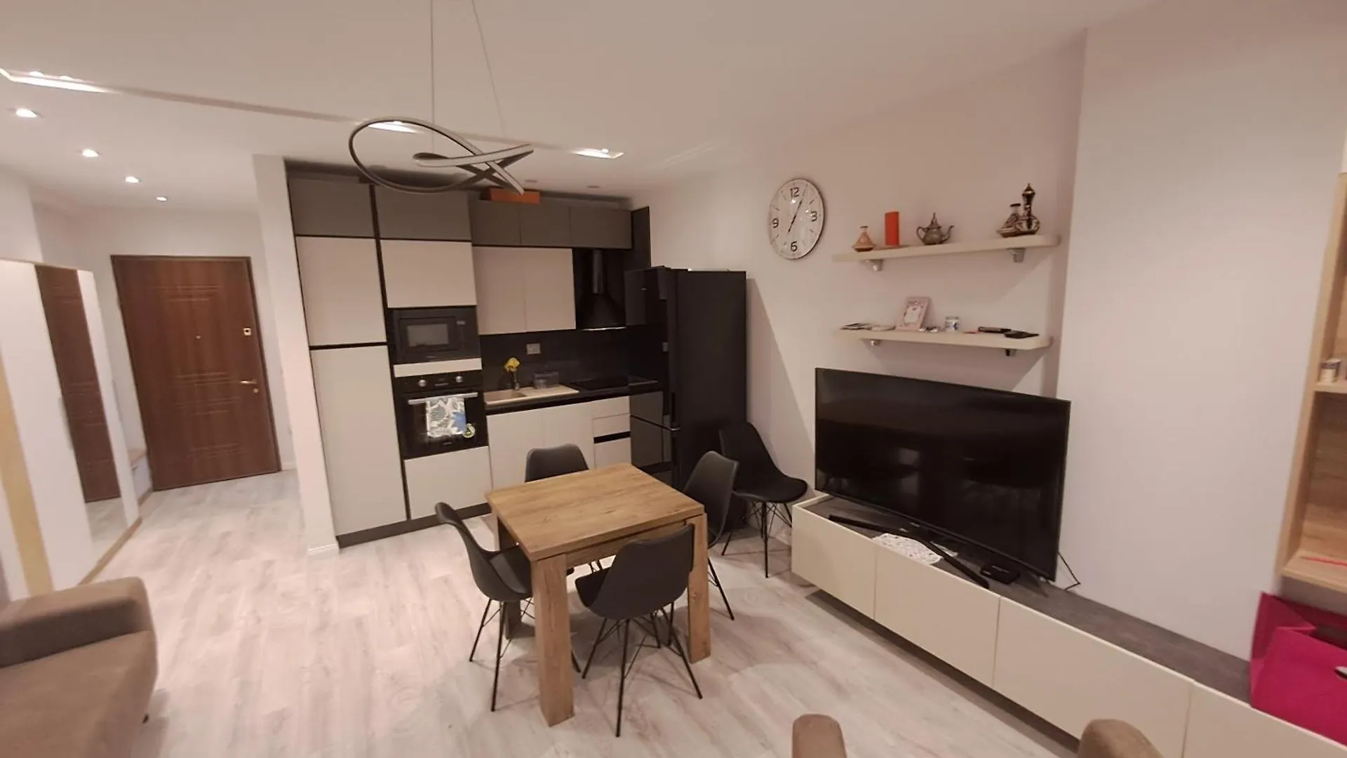 Gjon'S Apartment Cathedral Square Shkoder